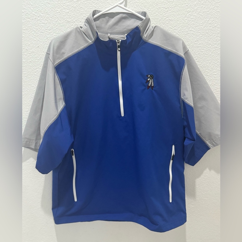 Footjoy golf pullover.  Size Medium.